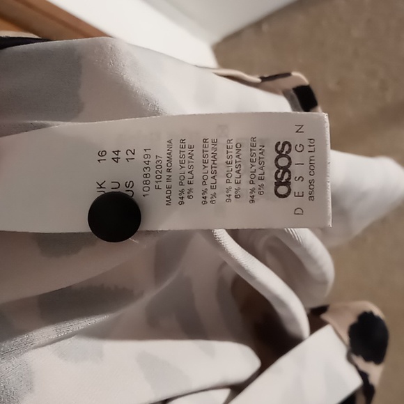 Asos Design Curve Brand Maxi Dress - Picture 8 of 13